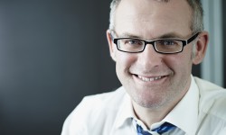 Tory komunikacji . Czyli kogo i w jaki sposób  system alarmowy informuje o zagrożeniu.